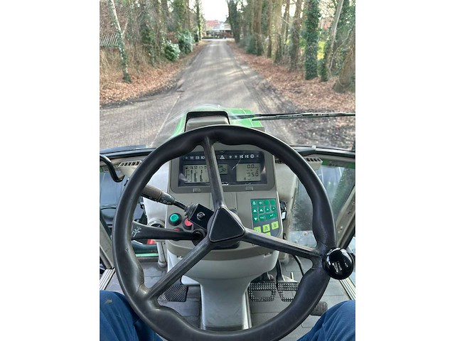 2010 fendt 415 vario tms vierwielaangedreven landbouwtractor - afbeelding 2 van  10
