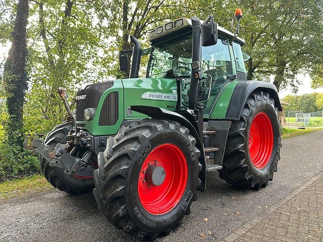 2010 fendt 415 vario tms vierwielaangedreven landbouwtractor - afbeelding 1 van  11
