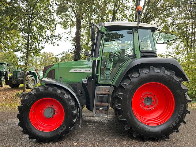 2010 fendt 415 vario tms vierwielaangedreven landbouwtractor - afbeelding 4 van  11