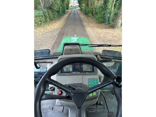 2010 fendt 415 vario tms vierwielaangedreven landbouwtractor - afbeelding 9 van  11