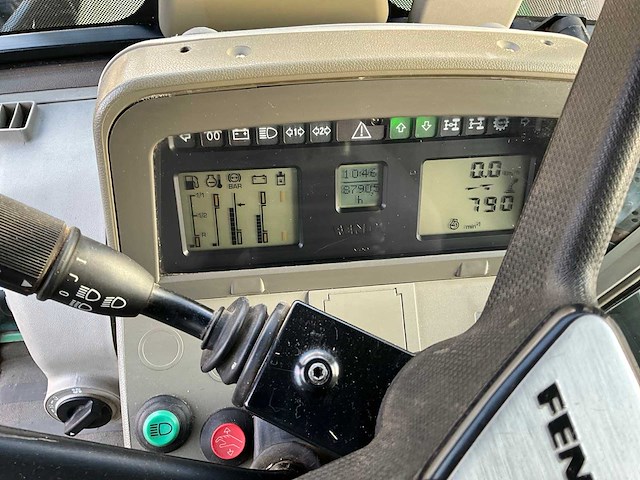 2010 fendt 716 tms vierwielaangedreven landbouwtractor - afbeelding 4 van  31