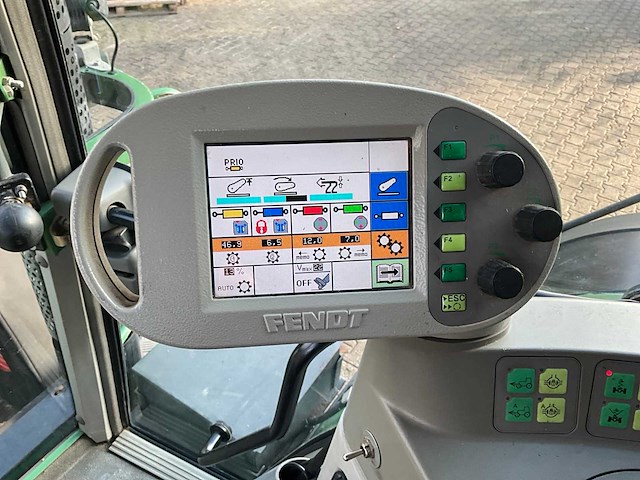 2010 fendt 716 tms vierwielaangedreven landbouwtractor - afbeelding 5 van  31