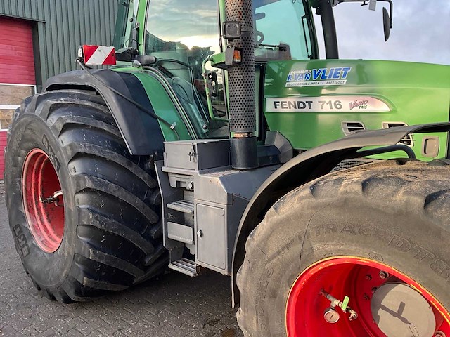 2010 fendt 716 tms vierwielaangedreven landbouwtractor - afbeelding 17 van  31