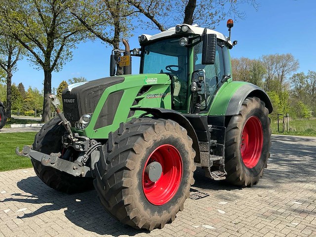 2010 fendt 822 vario vierwielaangedreven landbouwtractor - afbeelding 24 van  40