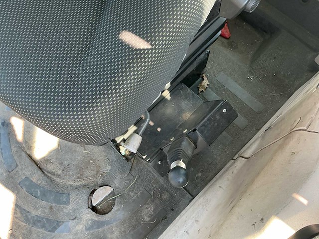 2010 fendt 822 vario vierwielaangedreven landbouwtractor - afbeelding 33 van  40