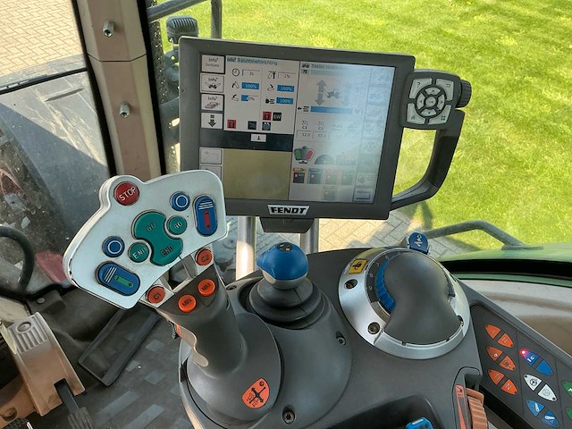 2010 fendt 822 vario vierwielaangedreven landbouwtractor - afbeelding 25 van  40