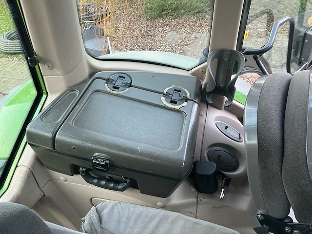 2010 fendt 930 vario vierwielaangedreven landbouwtractor - afbeelding 57 van  68