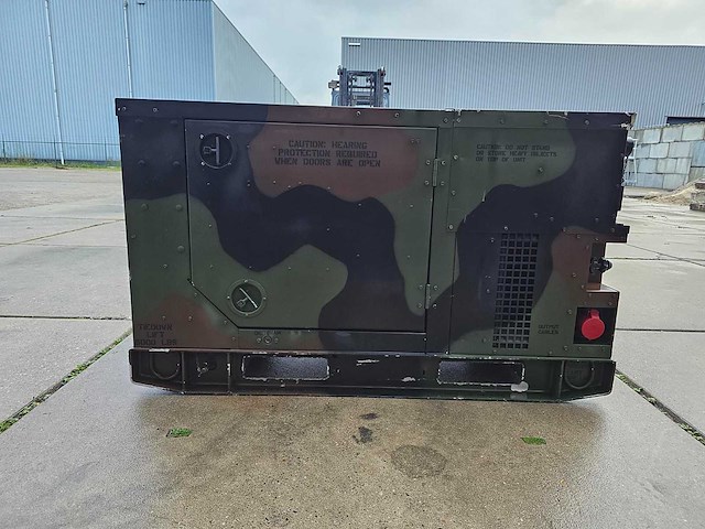 2010 fermont mep-803a diesel generator - 10 kw - afbeelding 2 van  7