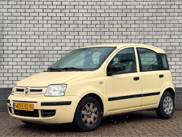 2010 fiat panda 1.2 active personenauto - afbeelding 1 van  11