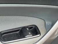 2010 ford fiesta 1.25 limited personenauto - afbeelding 13 van  13