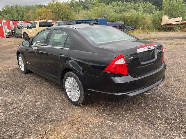 2010 ford fusion sedan personenauto - afbeelding 10 van  15