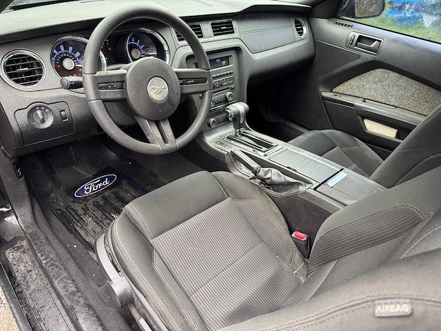 2010 ford mustang 4.0 v6 coupé personenauto - afbeelding 2 van  15