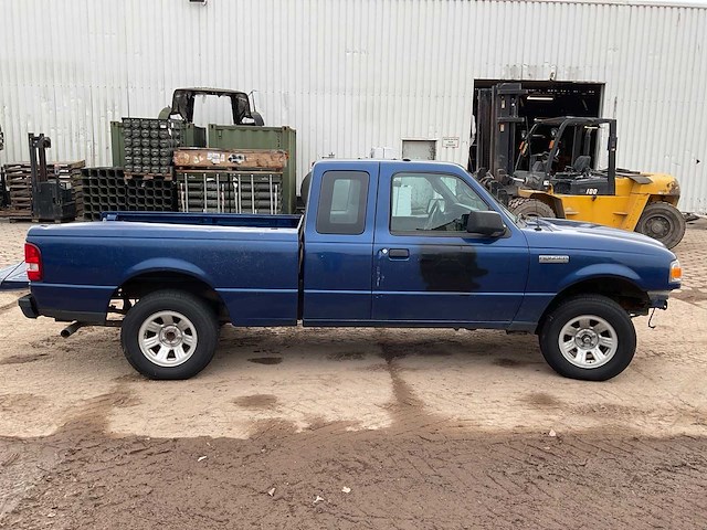 2010 ford pick-up ranger personenauto - afbeelding 3 van  5