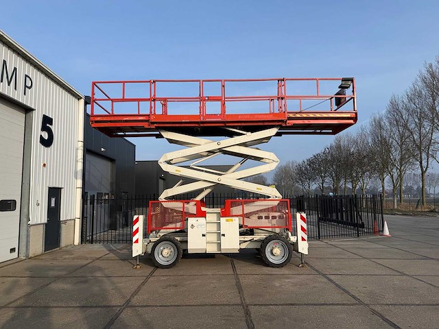 2010 genie gs 3390 rt schaarhoogwerker - afbeelding 1 van  18