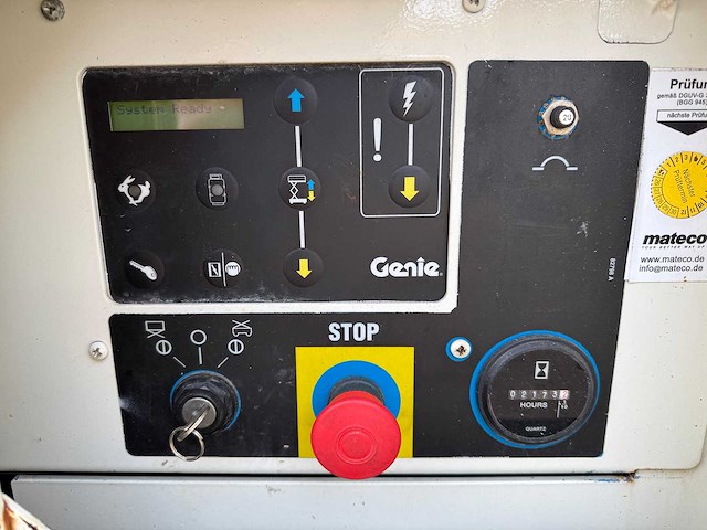 2010 genie gs 3390 rt schaarhoogwerker - afbeelding 19 van  29