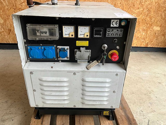 2010 green power systems gp6000 sm/lde dieselaggregaat - afbeelding 6 van  8