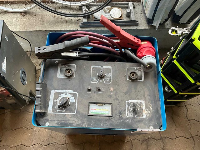 2010 güde v 1201 c 12/24 v acculader - afbeelding 3 van  7