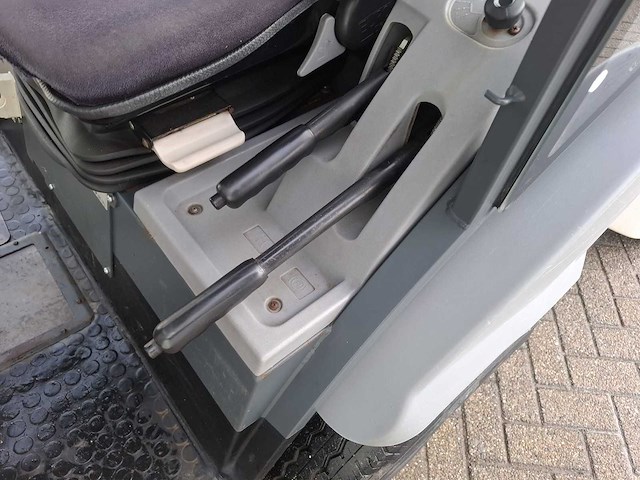 2010 hako citymaster 1200 road and yard sweeper / straatveegmachine - afbeelding 11 van  33