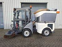 2010 hako citymaster 1200 road and yard sweeper / straatveegmachine - afbeelding 23 van  33