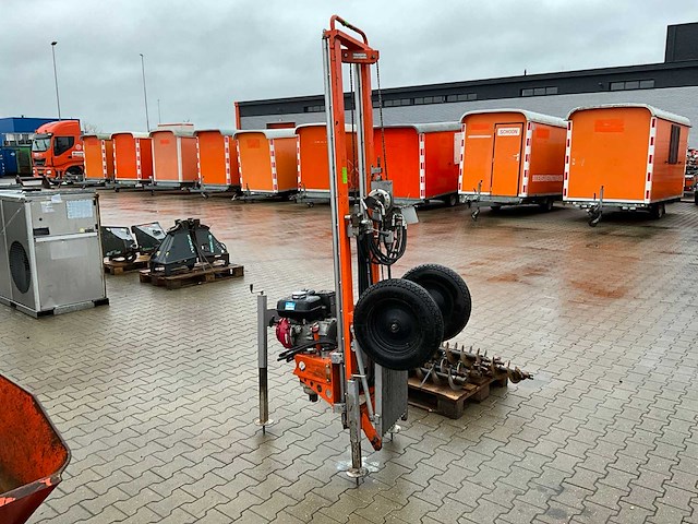 2010 heiss forstmachinen ef20 horizontale hydraulische grondboorunit - afbeelding 8 van  17