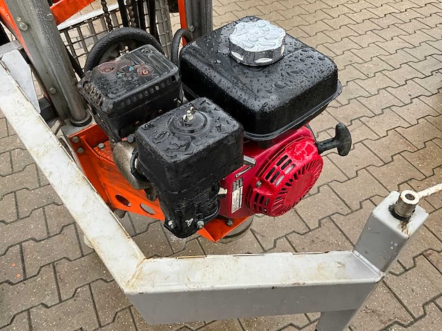 2010 heiss forstmachinen ef20 horizontale hydraulische grondboorunit - afbeelding 11 van  17