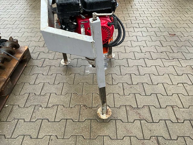 2010 heiss forstmachinen ef20 horizontale hydraulische grondboorunit - afbeelding 12 van  17