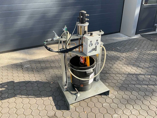 2010 hilger pumpe 30 perslucht vetpomp - afbeelding 3 van  10