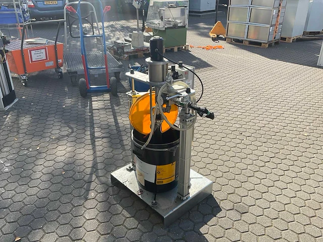2010 hilger pumpe 30 perslucht vetpomp - afbeelding 4 van  10