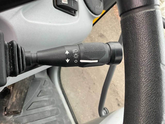 2010 hitachi zw95 shovel - afbeelding 22 van  38