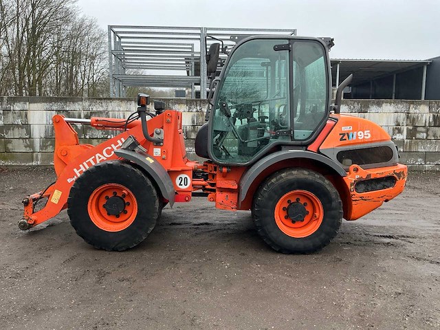 2010 hitachi zw95 shovel - afbeelding 12 van  38