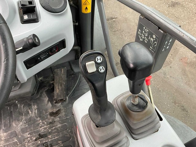 2010 hitachi zw95 shovel - afbeelding 25 van  38