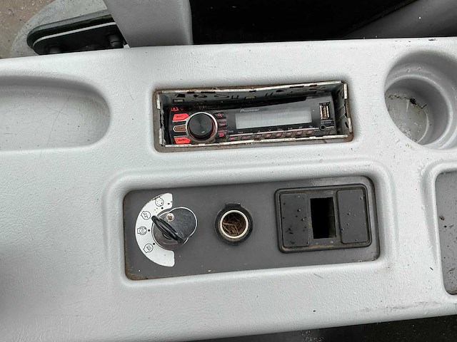 2010 hitachi zw95 shovel - afbeelding 26 van  38