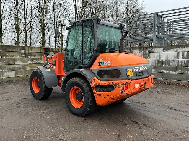 2010 hitachi zw95 shovel - afbeelding 23 van  38