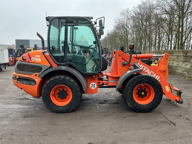 2010 hitachi zw95 shovel - afbeelding 35 van  38