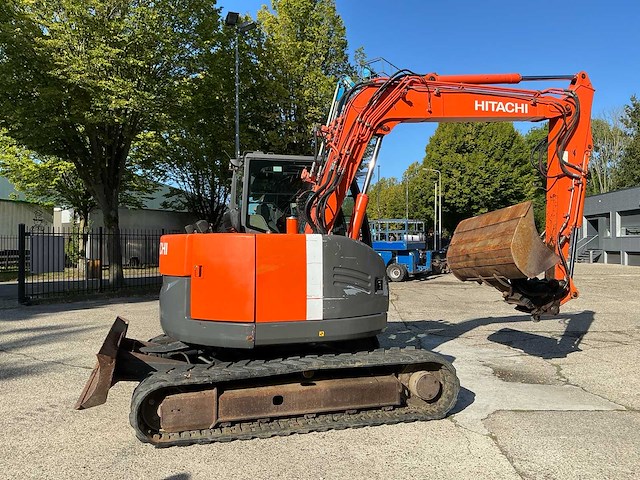 2010 hitachi zx85us-3 rupsgraafmachine met hydraulische cw30-snelwissel en kantelbak - afbeelding 24 van  29