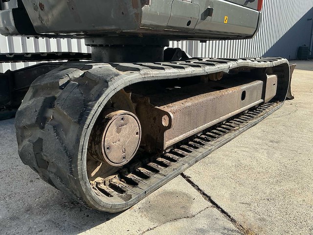 2010 hitachi zx85us-3 rupsgraafmachine met hydraulische cw30-snelwissel en kantelbak - afbeelding 9 van  48