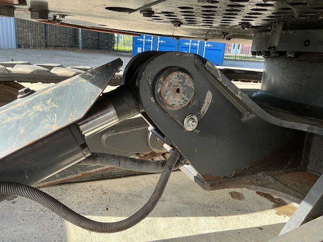 2010 hitachi zx85us-3 rupsgraafmachine met hydraulische cw30-snelwissel en kantelbak - afbeelding 31 van  48