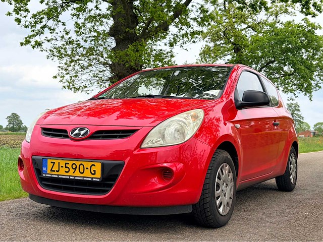 2010 hyundai i20 1.2i business ed. personenauto - afbeelding 1 van  7