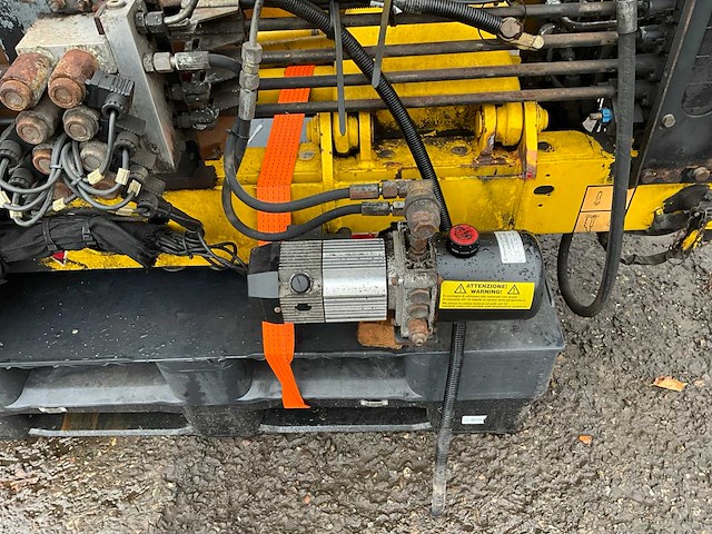 2010 hyva crane hb50 e2 autolaadkraan - afbeelding 12 van  15