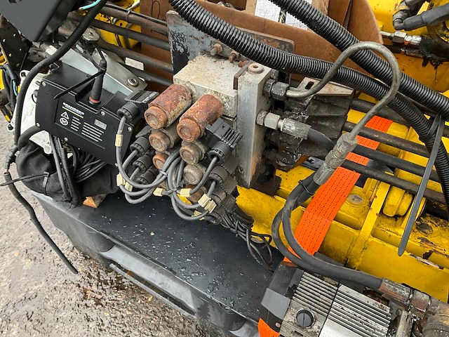 2010 hyva crane hb50 e2 autolaadkraan - afbeelding 14 van  15