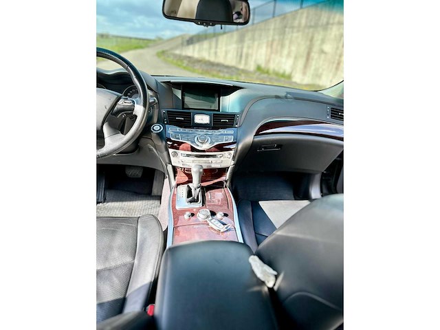 2010 infiniti m37 320pk personenauto - afbeelding 21 van  94
