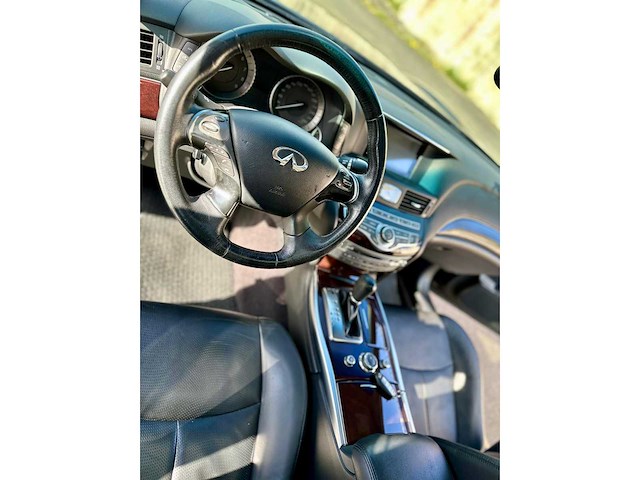 2010 infiniti m37 320pk personenauto - afbeelding 25 van  94