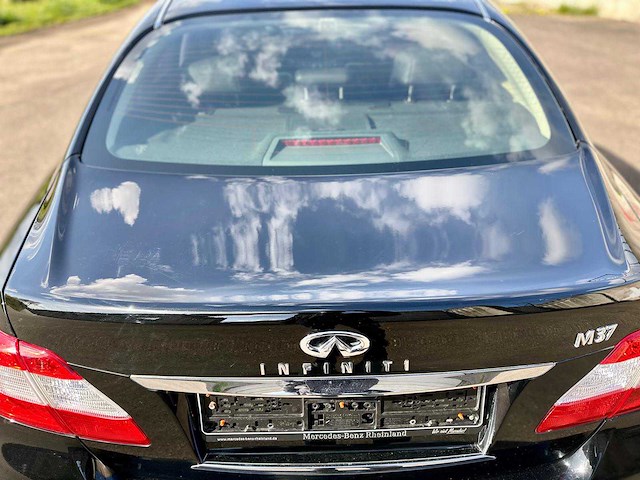 2010 infiniti m37 320pk personenauto - afbeelding 61 van  94