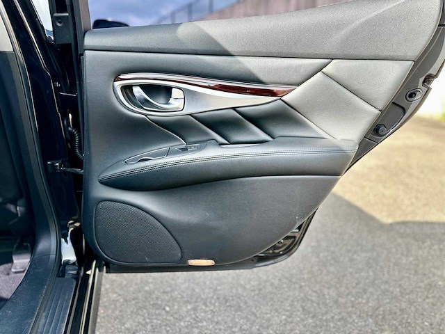 2010 infiniti m37 320pk personenauto - afbeelding 90 van  94