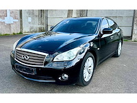2010 infiniti m37 personenauto