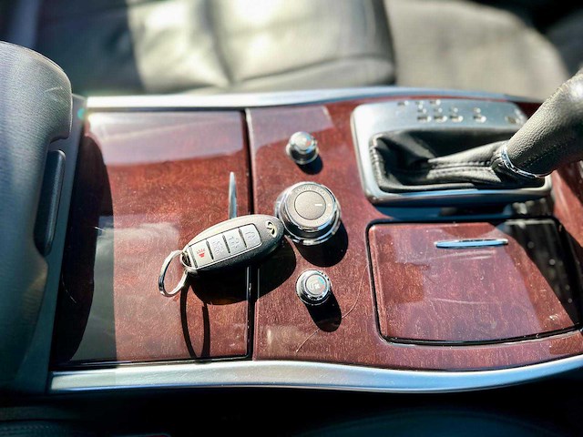 2010 infiniti m37 personenauto - afbeelding 16 van  89