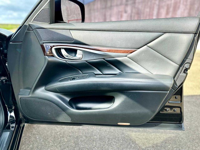 2010 infiniti m37 personenauto - afbeelding 17 van  89