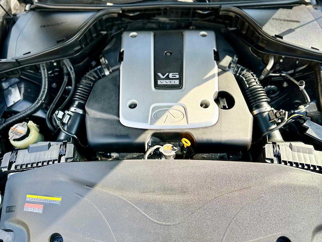 2010 infiniti m37 personenauto - afbeelding 55 van  89