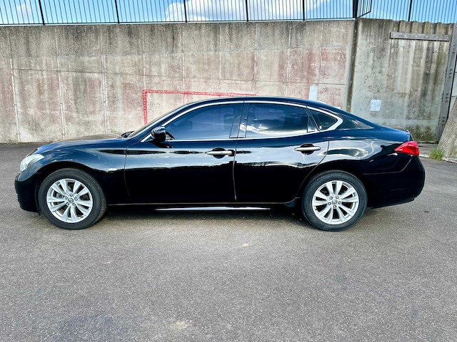 2010 infiniti m37 personenauto - afbeelding 53 van  89