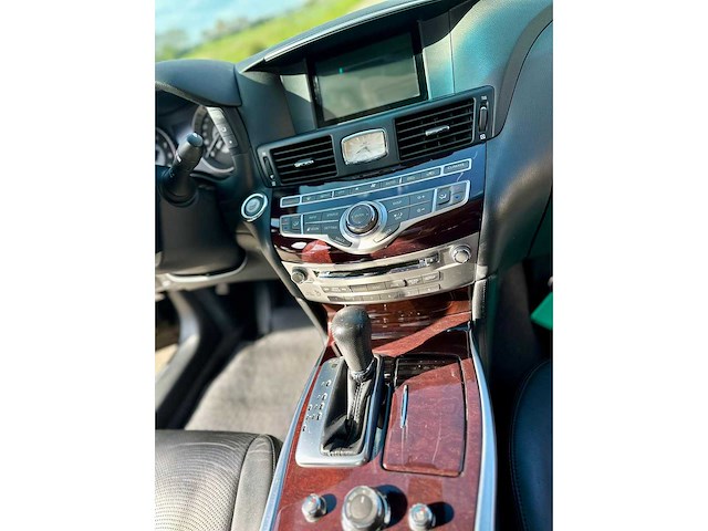 2010 infiniti m37 personenauto - afbeelding 80 van  89